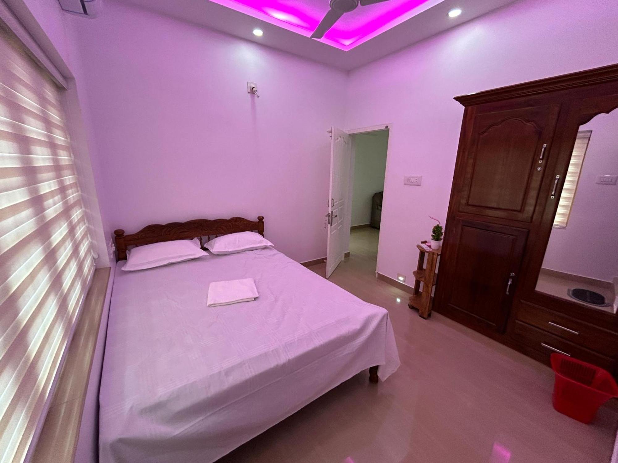 Puzhayoram Homestay Thrissur Экстерьер фото
